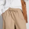 Pantalones informales de corte acampanado