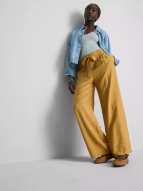 Pantalones palazzo con detalle de lazo