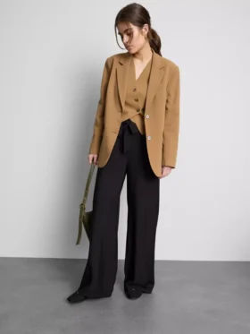 Pantalones palazzo con detalle de lazo