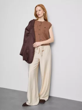 Pantalones palazzo con detalle de lazo