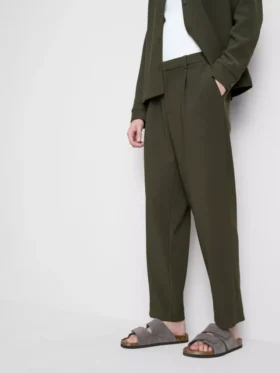 Pantalones plisados «The Edit»