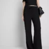 Pantalones rectos arrugados con cordón