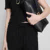 Pantalones rectos arrugados con cordón