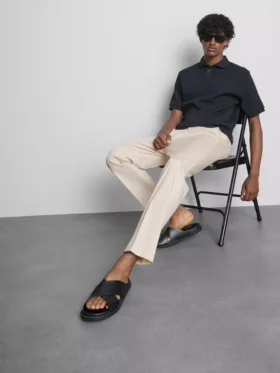 Pantalones «The Edit» de corte ajustado con acabado aterciopelado