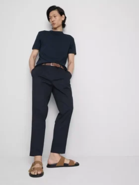 Pantalones «The Edit» de corte ajustado con acabado aterciopelado