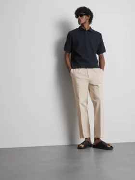 Pantalones «The Edit» de corte ajustado con acabado aterciopelado