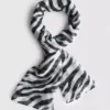 Pañuelo ligero estampado