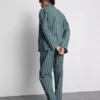 Pijama largo de popelín a rayas
