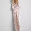 Pijamas boyfriend con estampado de Minnie Mouse de Disney