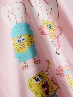 Pijamas cortos con estampado de Bob Esponja