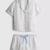 Pijamas cortos de estilo «boyfriend» de satén con estampado floral