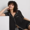 Pijamas cortos estilo boyfriend