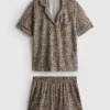 Pijamas cortos estilo «boyfriend» estampados