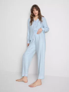 Pijamas de estilo «boyfriend» de sarga