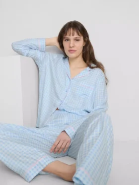 Pijamas de estilo «boyfriend» de sarga