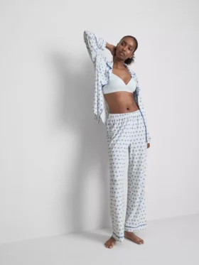 Pijamas estilo «boyfriend» estampados