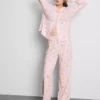 Pijamas estilo «boyfriend» estampados