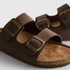 Sandalias con correas de doble hebilla