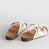 Sandalias con correas de doble hebilla