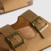 Sandalias con doble hebilla