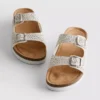 Sandalias con plantilla adornada y doble hebilla