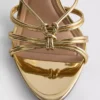 Sandalias con tacón anudado de Paula Echevarría