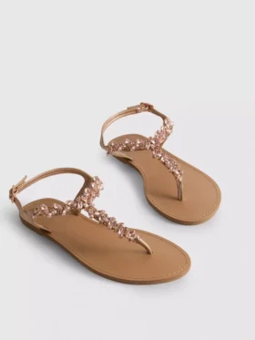 Sandalias de dedo con adornos