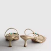 Sandalias de tacón bajo con abalorios