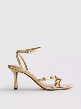 Sandalias de tacón con strass florales de horma ancha