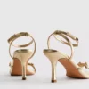 Sandalias de tacón con strass florales de horma ancha