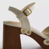 Sandalias de tacón con tachuelas en imitación de ante