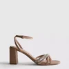 Sandalias de tacón con tiras y pedrería