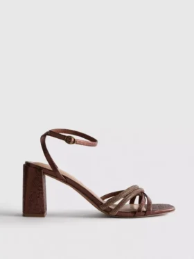 Sandalias de tacón con tiras y pedrería