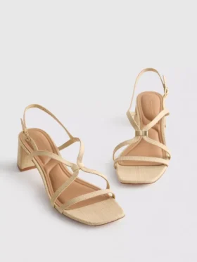 Sandalias de tacón grueso con ribete de rafia y horma ancha