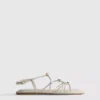 Sandalias de tiras con abalorios