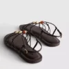 Sandalias de tiras con abalorios