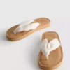Sandalias de tiras con detalle de nudo