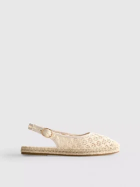 Sandalias tipo alpargatas con tiras traseras