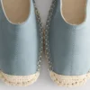 Sandalias tipo alpargatas con tiras traseras