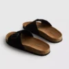 Sandalias tipo mule con correa y hebilla