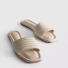 Sandalias tipo mules con cuentas de strass