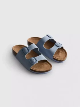 Sandalias tipo mules con doble correa de hebilla