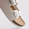 Sandalias tipo mules con doble correa de hebilla