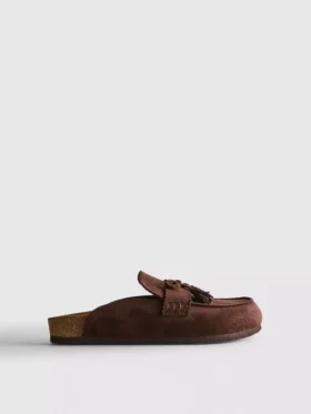 Sandalias tipo zueco con borlas de ante sintético