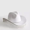 Sombrero de vaquero con flecos