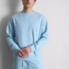 Sudadera básica de cuello redondo
