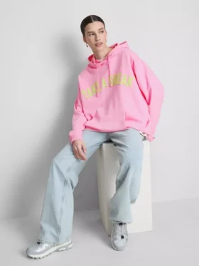 Sudadera con capucha de alto contenido en algodón y estampado universitario