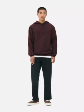 Sudadera con capucha y cordón