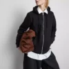 Sudadera con capucha y cremallera imprescindible
