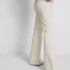 The Primark Scene | Vaqueros acampanados de talle bajo